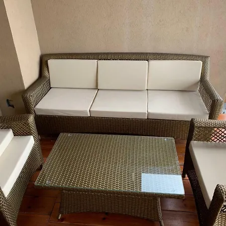 Hotel apartamentowy Holiday *