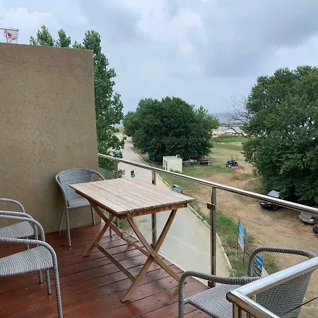 Holiday Aparthotel Lozenets